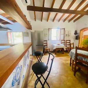 Apartment Ullal - Rural Charm Approx 73000 Meters And Outdoor Adventure Agritourism With Private Mountain Path Approximately 5 Minutes Walking From The Ideal For Relaxation, Port de Pollença